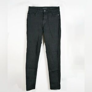UNIQLO Chic Black Skinny Jeans for Women